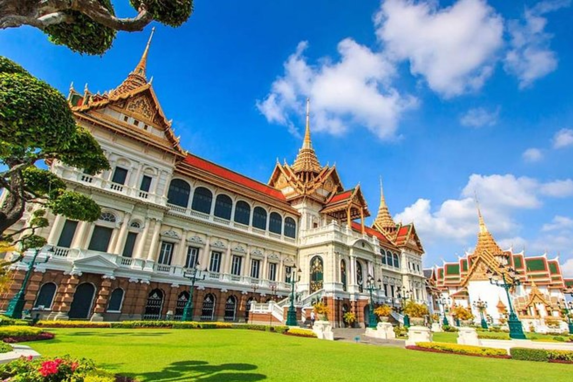 Private Tour Guide In Bangkok Thailand