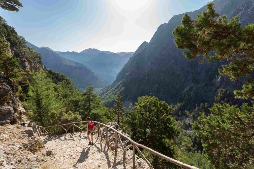 A Photoâ€‘Essay: Stunning Trails Across Greece You Need to See